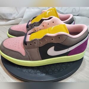 NEW Air Jordan 1 Low SE Tokyo Buo Hack Multi Color Sneakers SIZE 9 WOMENS 7.5 M